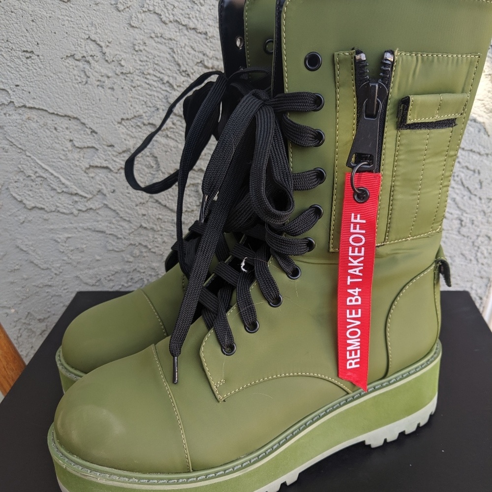 -Used Once- Dollskill Poster Grl Army Green Boots